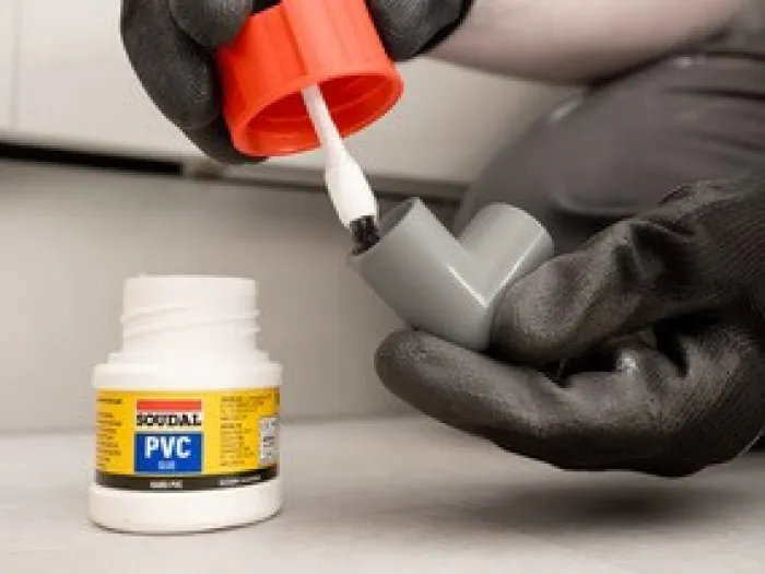 colar tubo de PVC